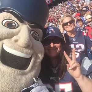 Meet your Posher, Dana